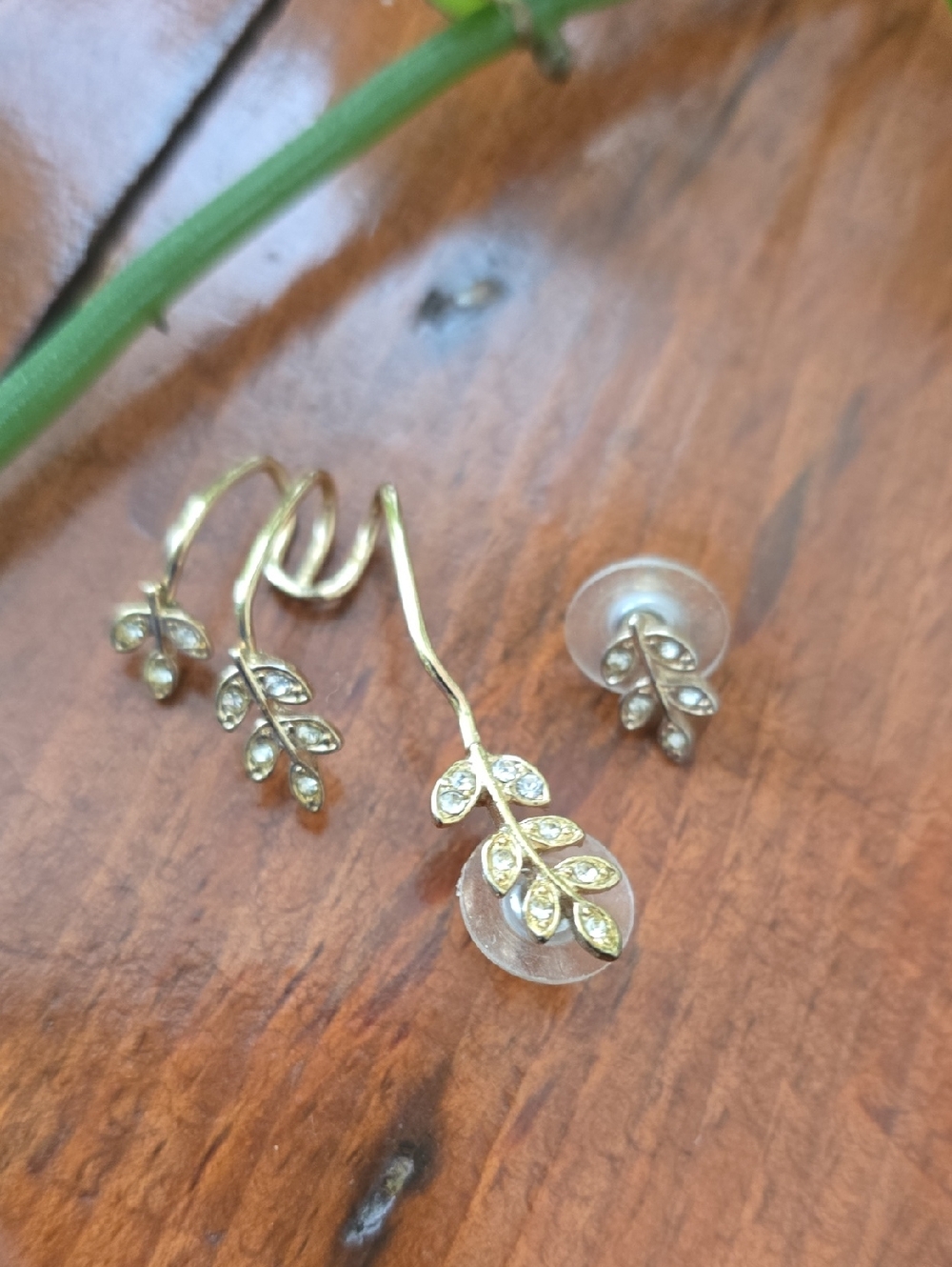 Mark. By Avon Gold Leaf Ear Wrap & Stud Earring Set